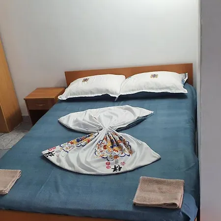 Vila Popa Cezar *