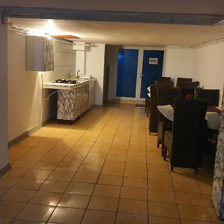 Vila Popa Cezar Schitu
